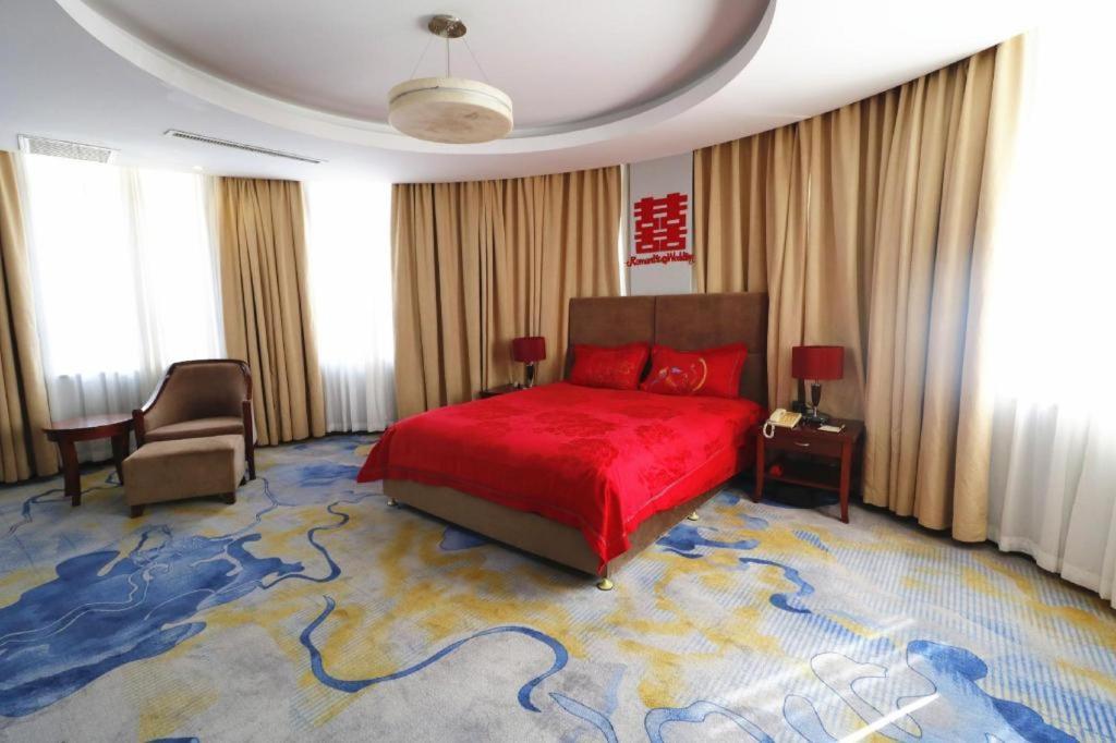 Qingdao Royal Garden Hotel Exterior foto
